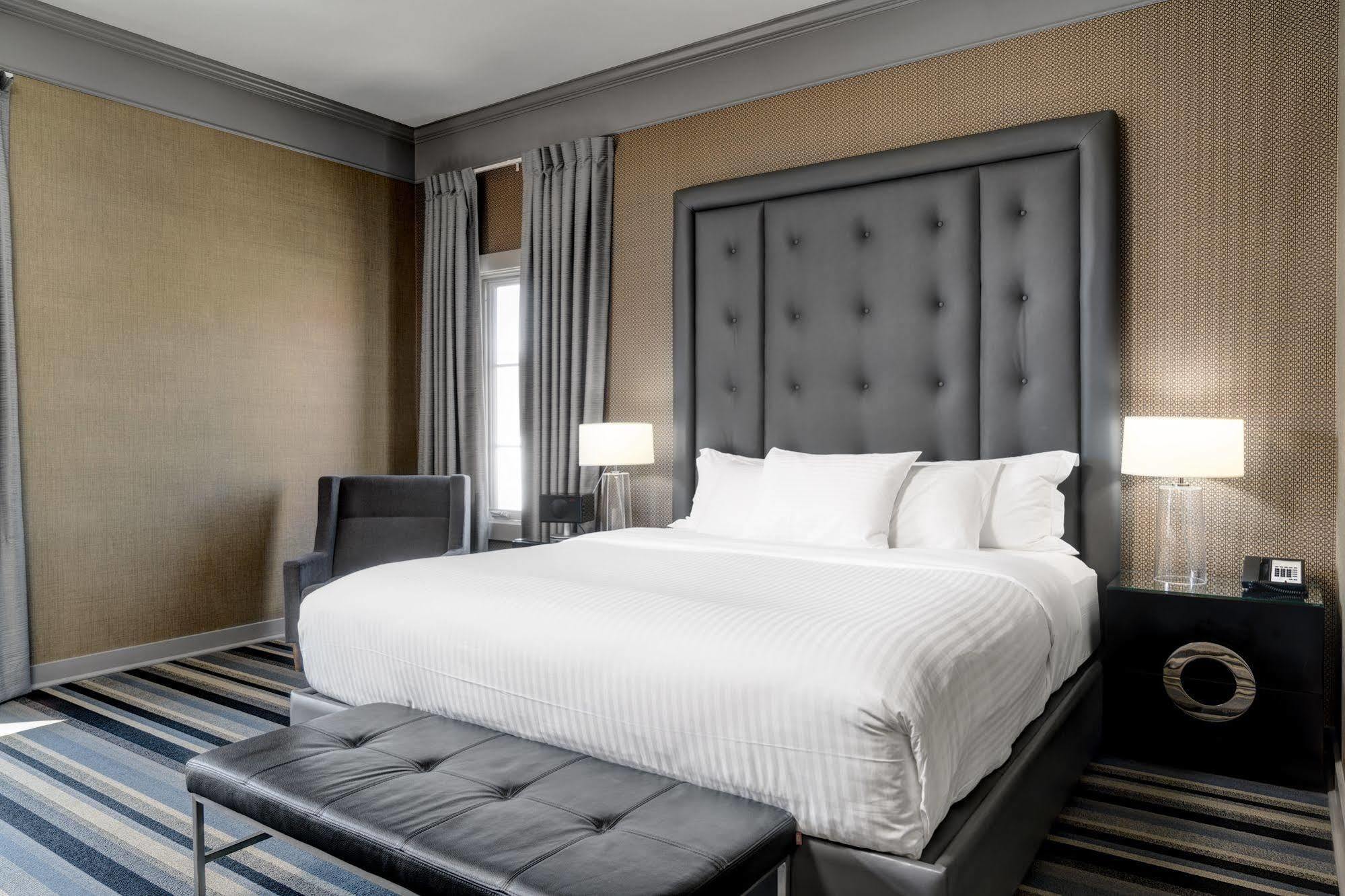 Hotel Arts Kensington YYC Exteriér fotografie